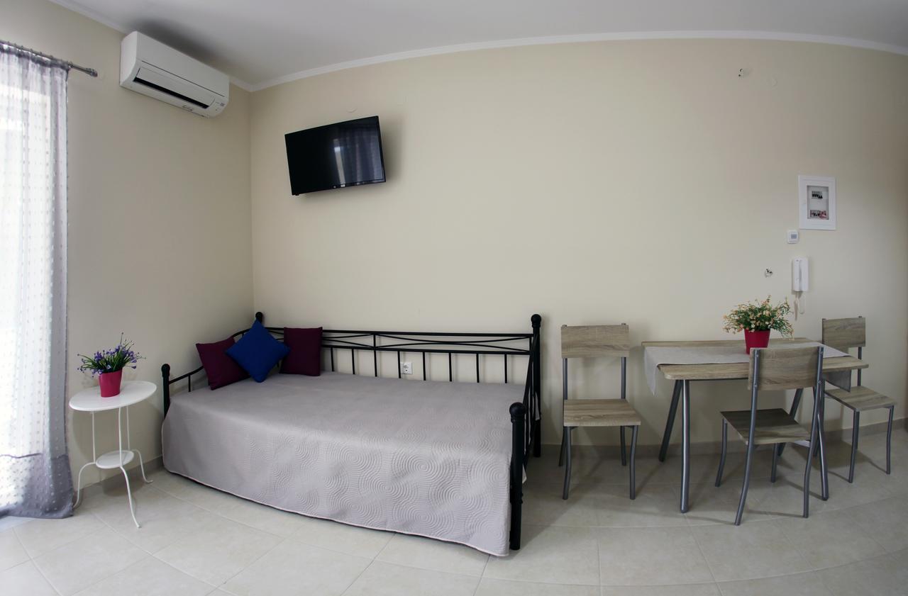 Lalezas Studios Tolón Exteriér fotografie